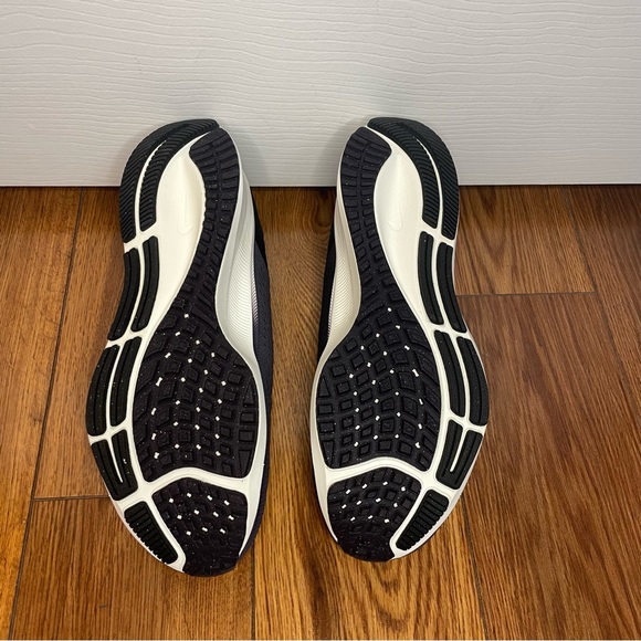 Women’s Nike Air Zoom Pegasus 38 - Picture 4 of 5